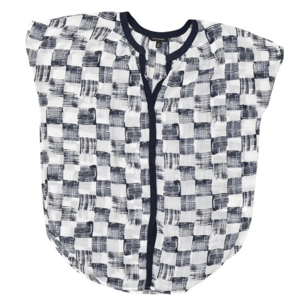 Banana Republic Women Black& White Plaid V
Neck Button-Up Top XS 
Short Sleeve